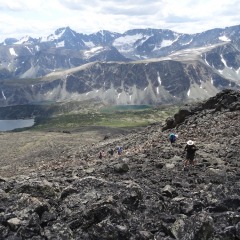 Climbing Ridge Peak © Sabina Harpe