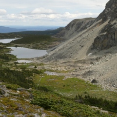 Niut lakes © Melanie Marchand